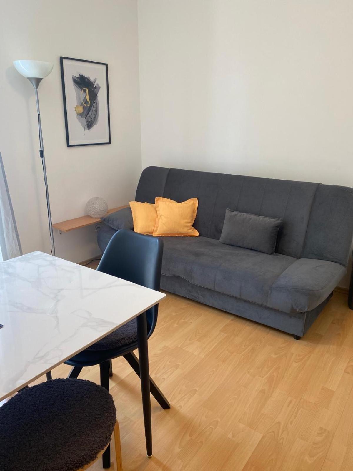 House Agradable Apartment Сегет Враница Екстериор снимка