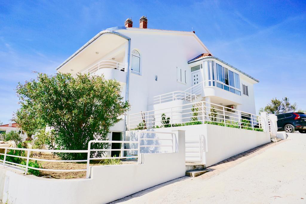 House Agradable Apartment Сегет Враница Екстериор снимка